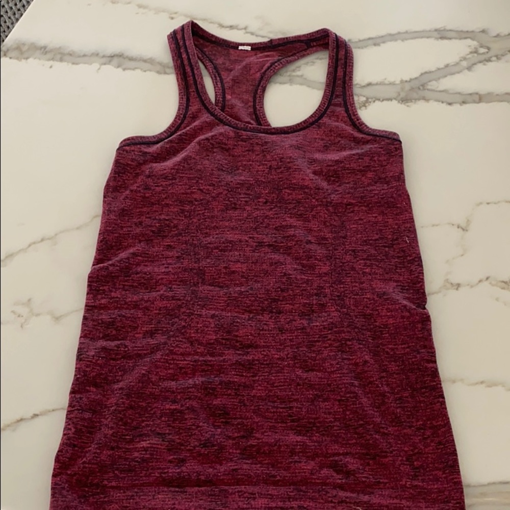 Lululemon tank